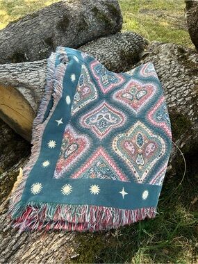 Vintage Patterned Boho Woven Throw Blanket - Teal, Pink, Cream